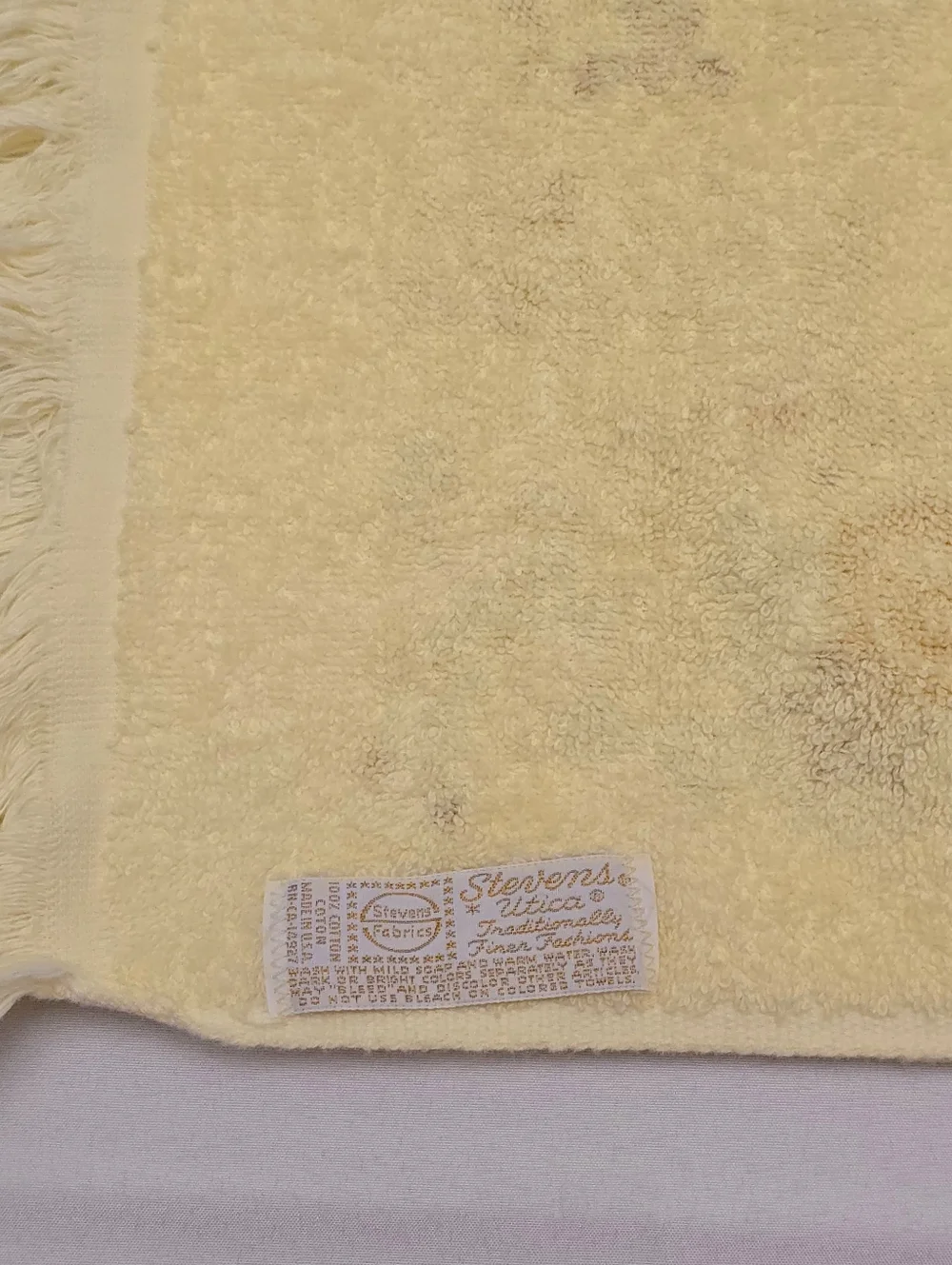 Vintage Stevens Utica 70s Bath Towel Yellow Floral Bird Fringe Retro Cotton